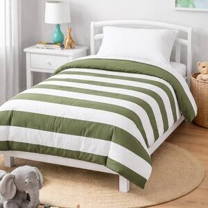Pillowfort Toddler Rugby Stripe Comforter Green White New